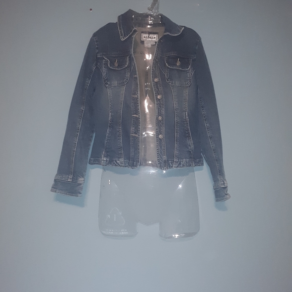 Jean Jacket - Picture 2 of 2